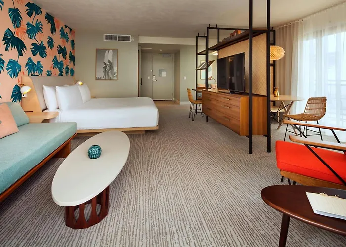 Corner King Suite
